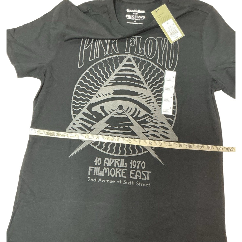 NWT Men's Med Pink Floyd‎ Short Sleeve T-Shirt By Goodfellow Co. 16 April 1970